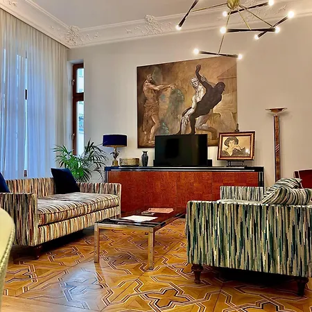 Chopin Boutique 4*