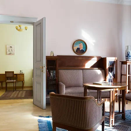 Chopin Boutique شقة فندقية