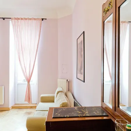 Chopin Boutique شقة فندقية وارسو