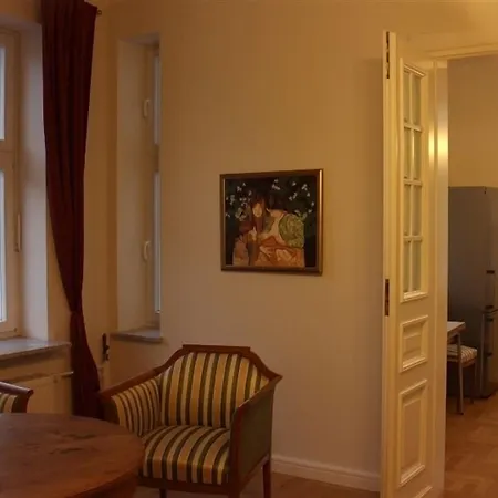 Chopin Boutique Aparthotel 4*