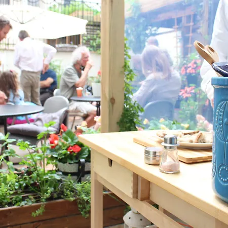 Chopin Boutique Aparthotel 4*